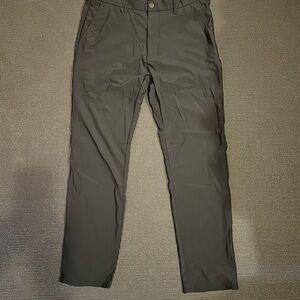 Kenneth Cole Golf Black Pants size 36x32